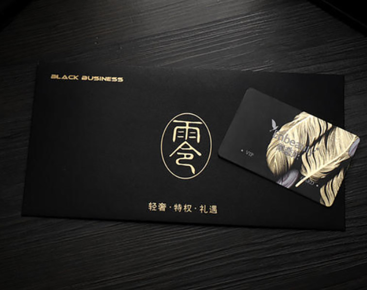 看看重庆包装厂是如何提高礼品包装盒的烫金工艺 (2).jpg